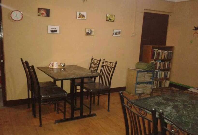 هتل Family Peace House