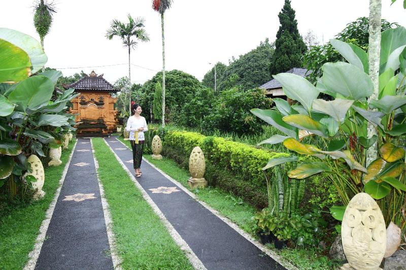 호텔 Puri Karang Besakih