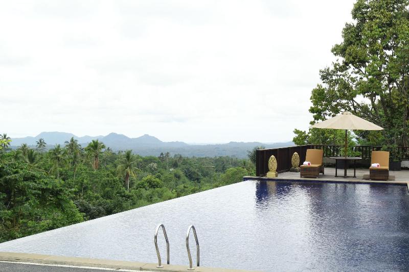 호텔 Puri Karang Besakih