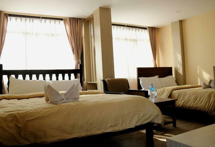 هتل Family Peace House