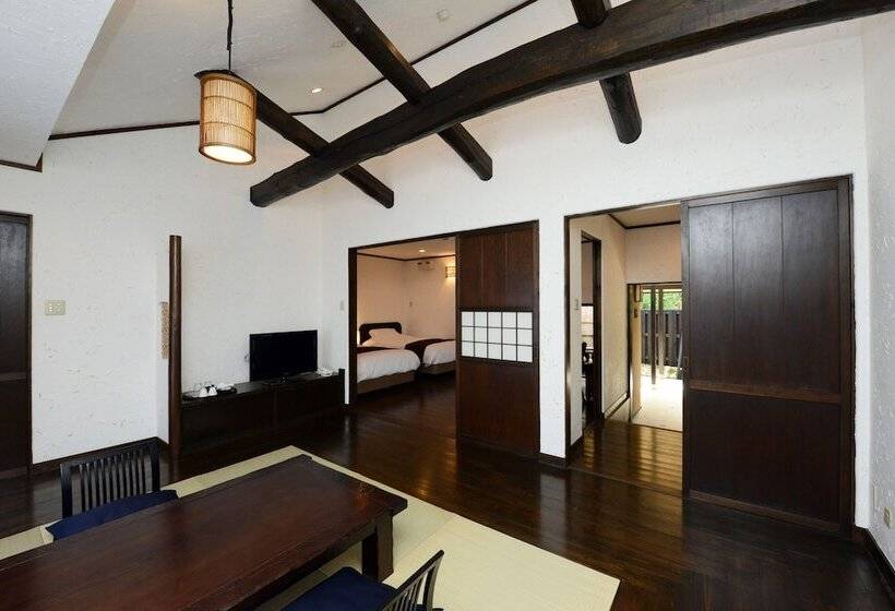 旅館 Ito Yukitei Kawana Bettei