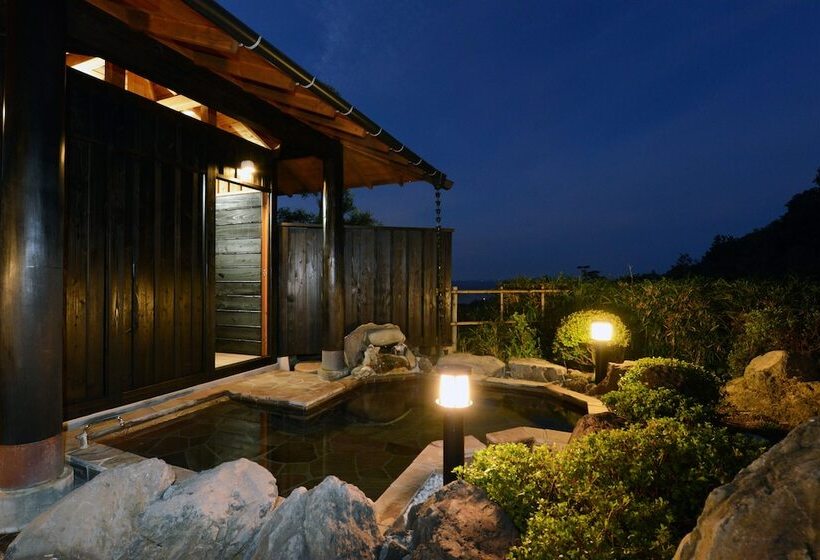 旅館 Ito Yukitei Kawana Bettei