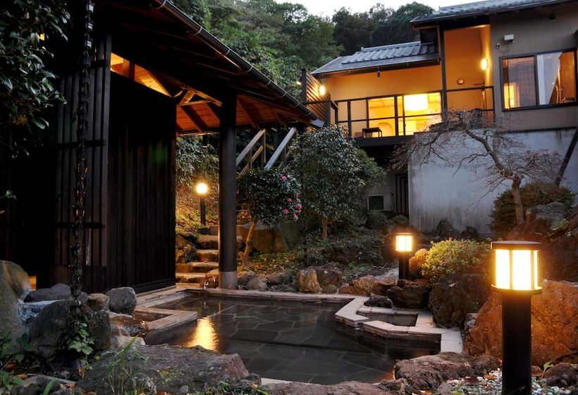 旅館 Ito Yukitei Kawana Bettei