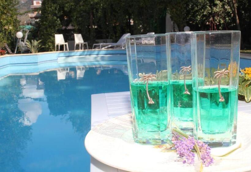 簡易ホテル Summa Resort