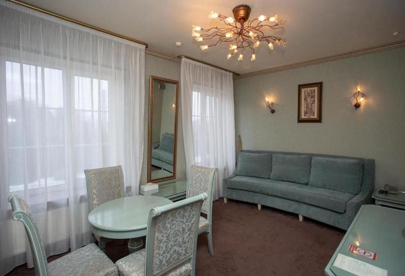 Отель Dvoryanskoe Gnezdo