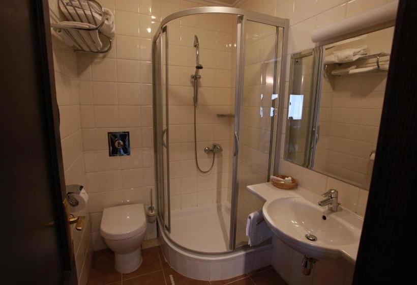 Отель Dvoryanskoe Gnezdo