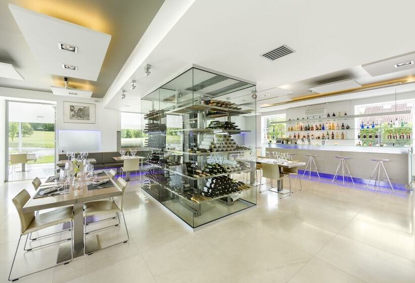 酒店 Narie Resort & Spa