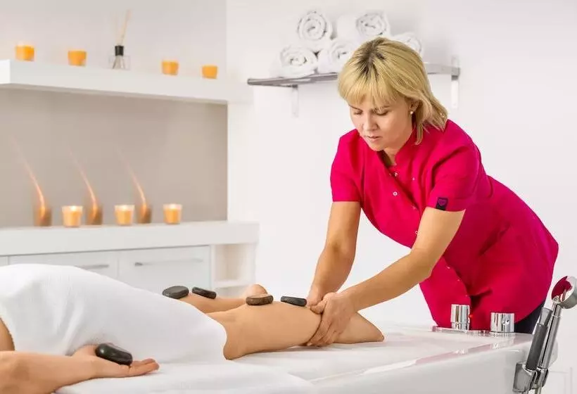 Hotelli Narie Resort & Spa