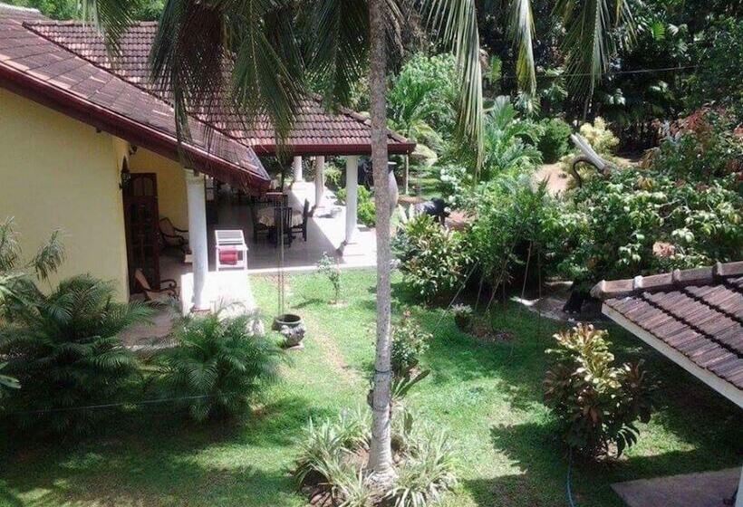 فندق Traumvilla Bentota