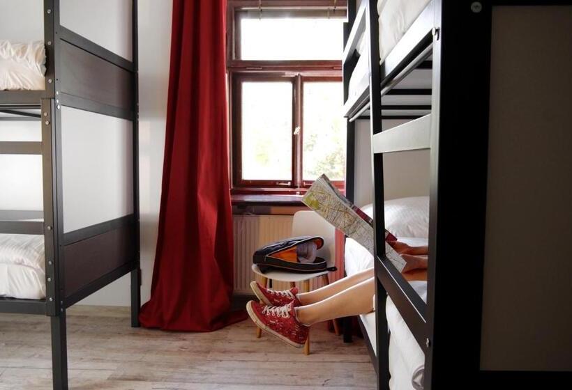 호스텔 Oki Doki Old Town