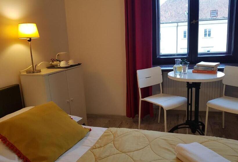 호스텔 Oki Doki Old Town