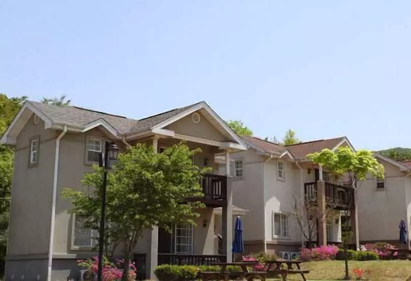 Yongin Doongji Art Village Pension
