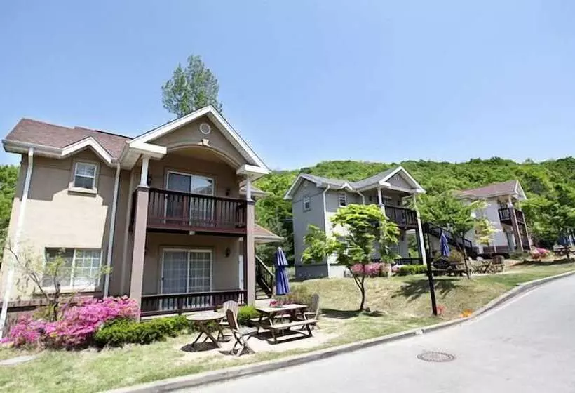 Yongin Doongji Art Village Pension