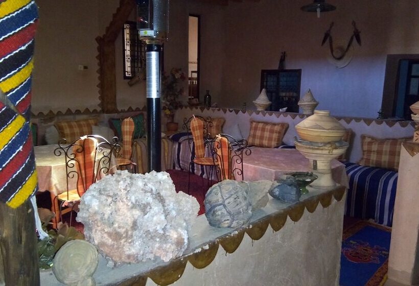 بنسيون Gite Chez L'habitant Amzil