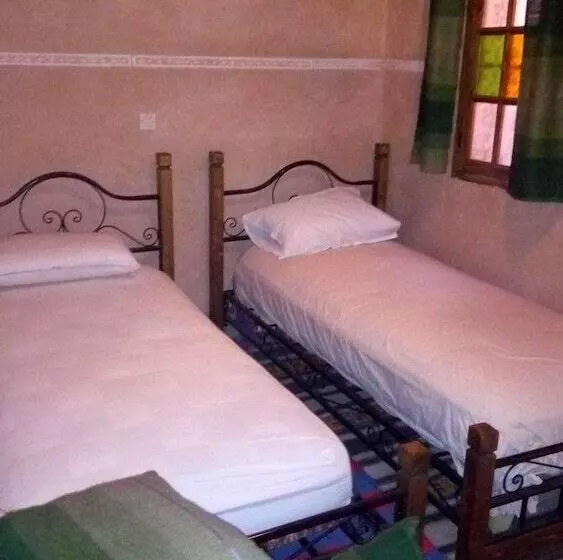 ペンション Gite Chez L'habitant Amzil