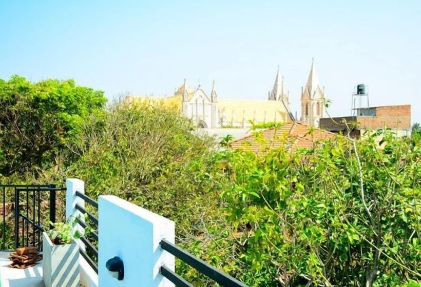 פנסיון Mama Beach Villa