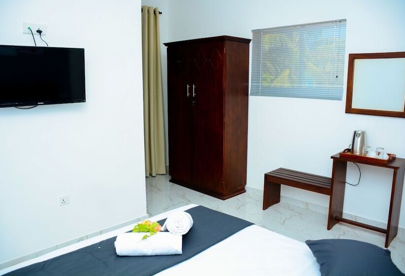 פנסיון Mama Beach Villa