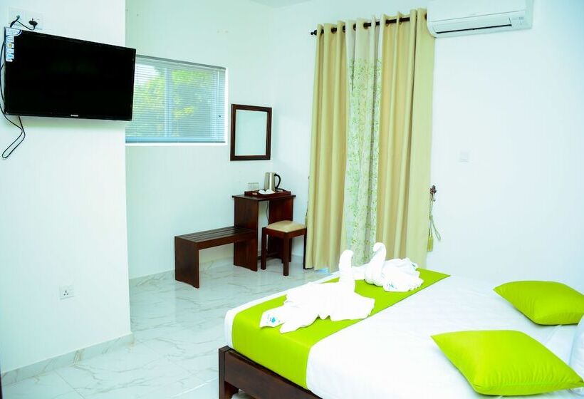 פנסיון Mama Beach Villa