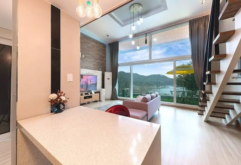 River View Pension