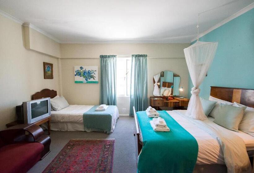 Classic Lodge Cape Dutch Quarters