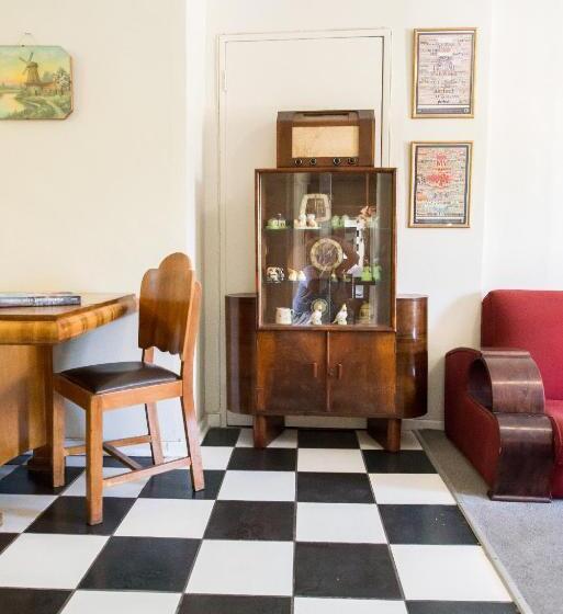 Classic Lodge Cape Dutch Quarters