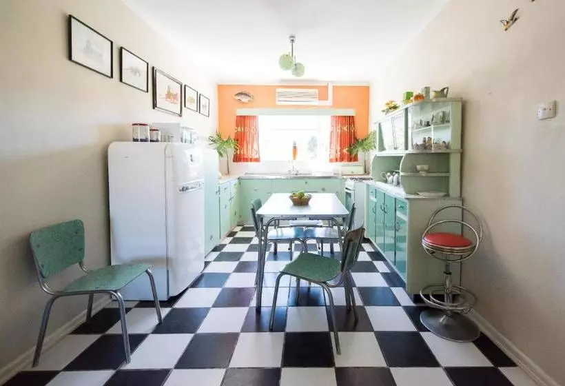 Classic Lodge   Cape Dutch Quarters