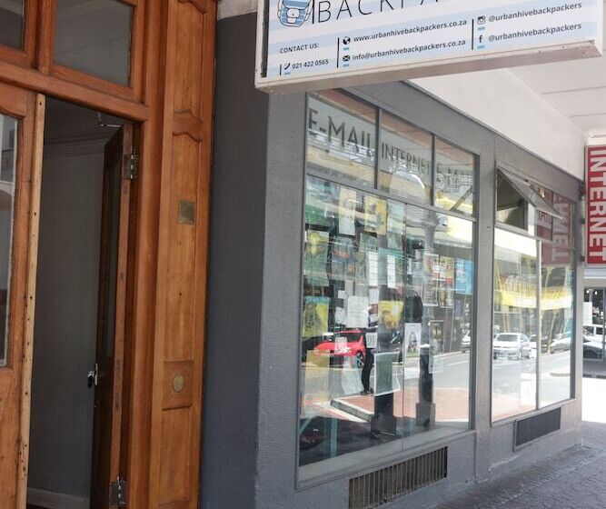 הוסטל Urban Hive Backpackers