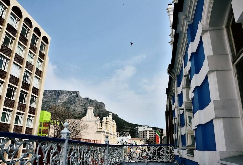 הוסטל Urban Hive Backpackers