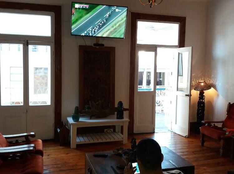 הוסטל Urban Hive Backpackers