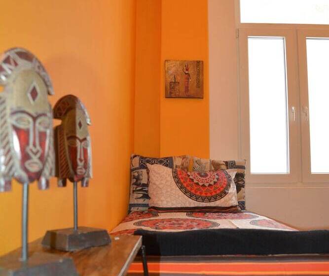 הוסטל Urban Hive Backpackers