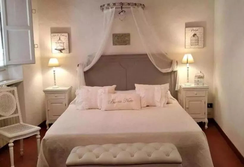 تختخواب و صبحانه La Butterfly Relais