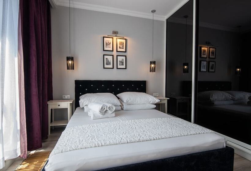 City Lights Apartments