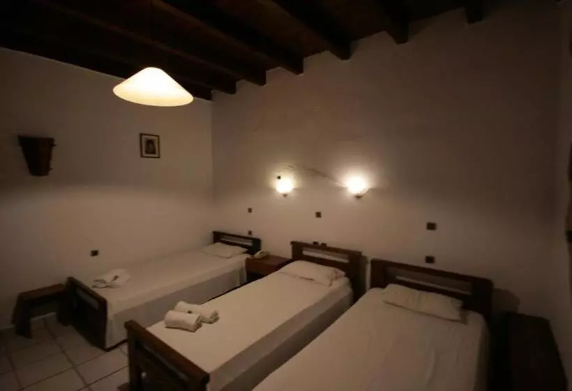 هتل Chania Rooms