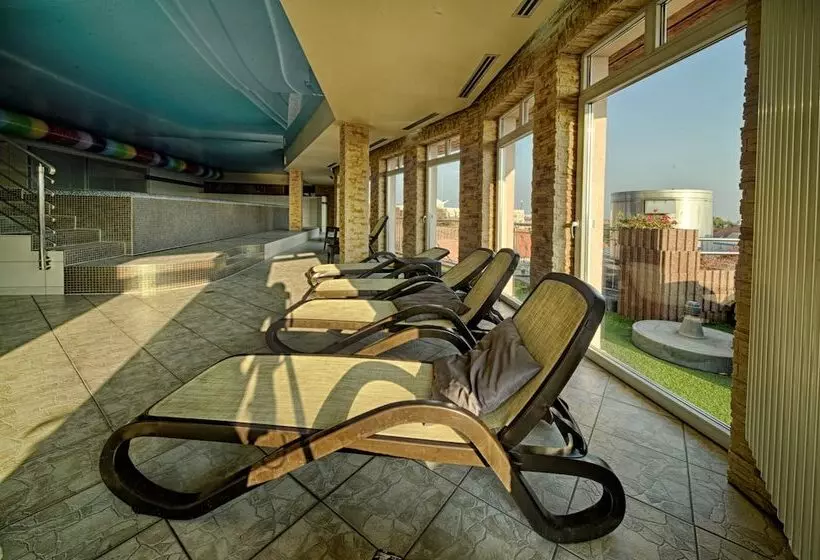 Hotelli Sky Business