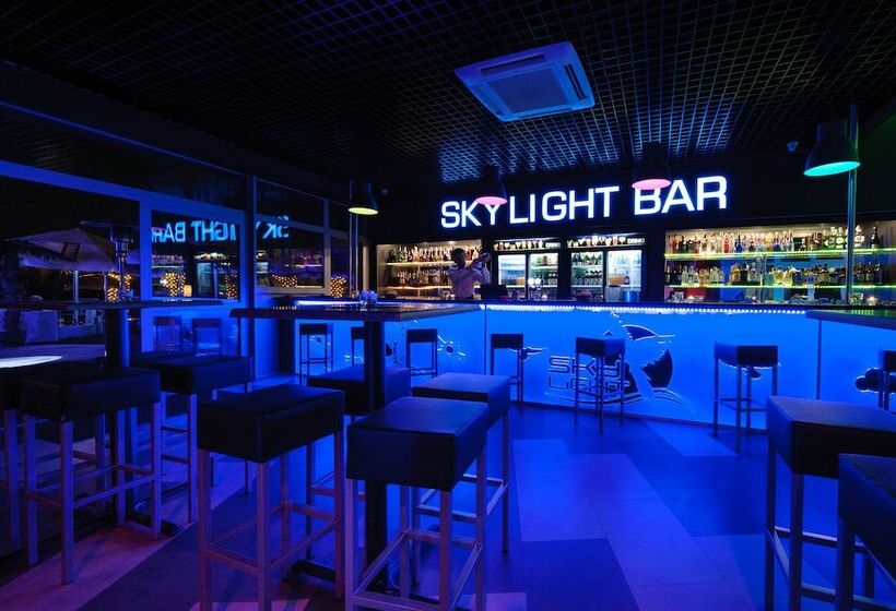 酒店 Sky Business