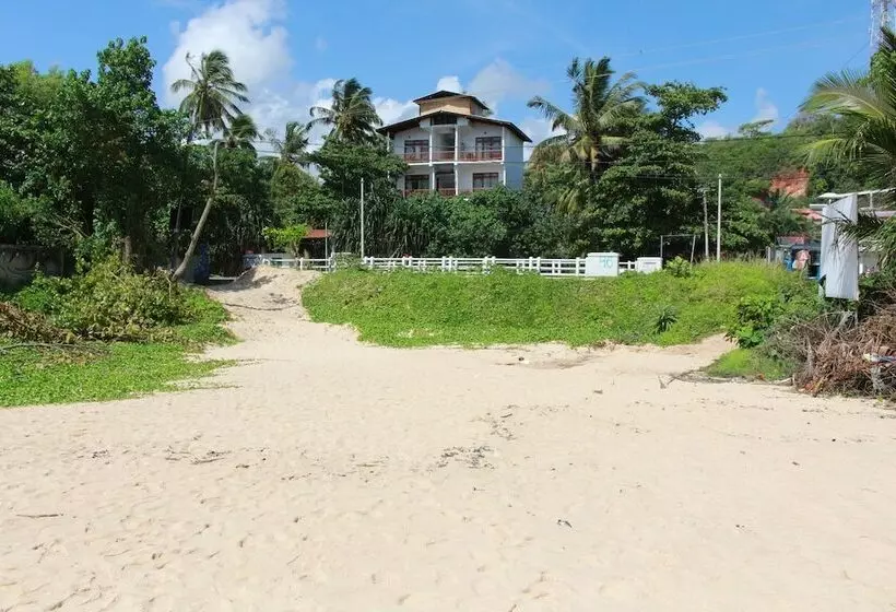 ホテル Traveller's Lodge