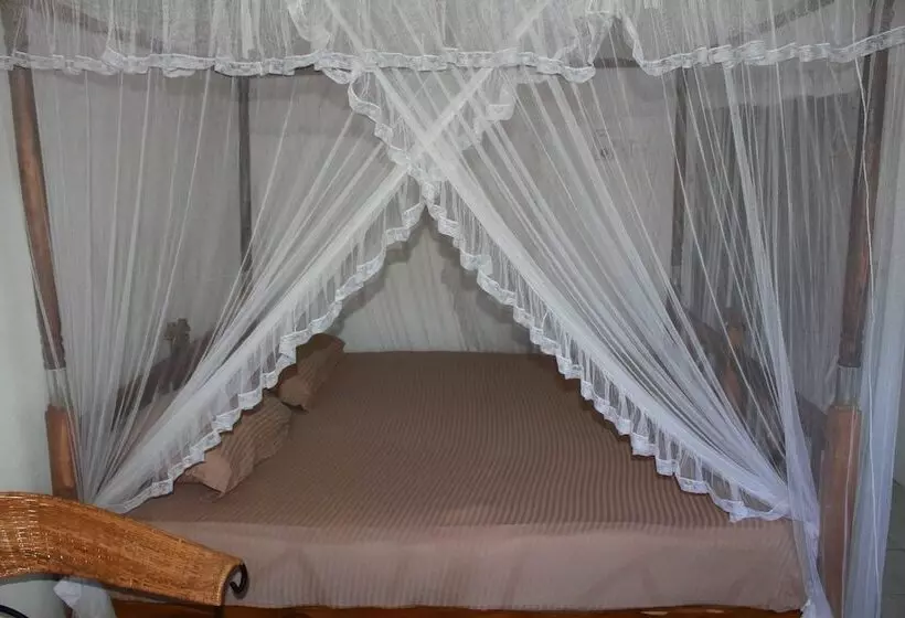 ホテル Traveller's Lodge