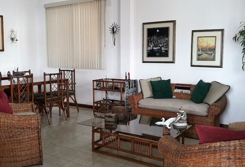 膳宿费 Cesar's House Salinas