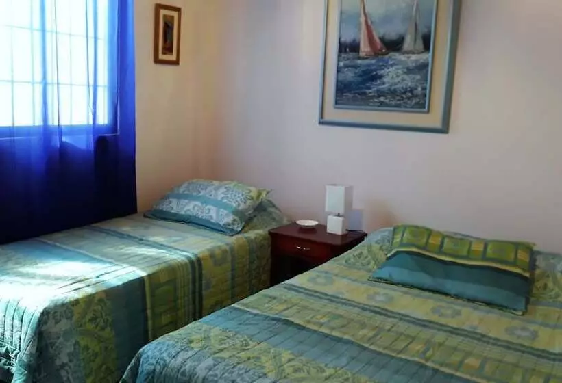 Majatalo Cesar's House Salinas