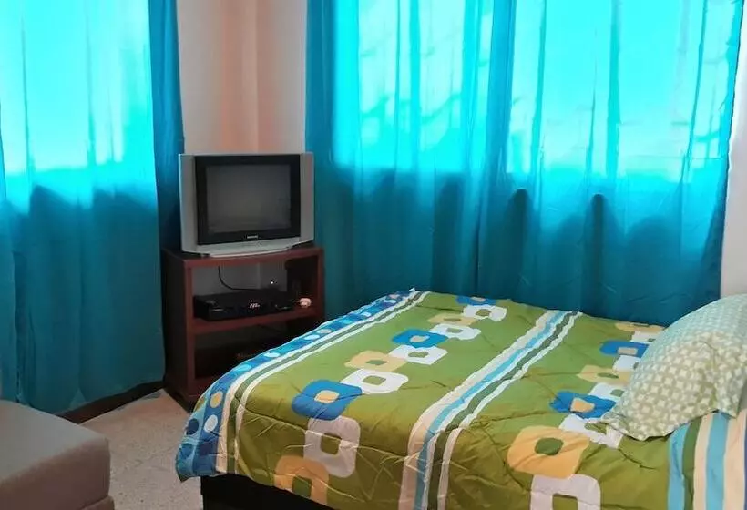 Majatalo Cesar's House Salinas