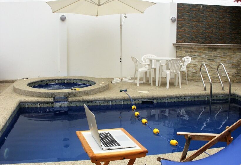 膳宿费 Cesar's House Salinas