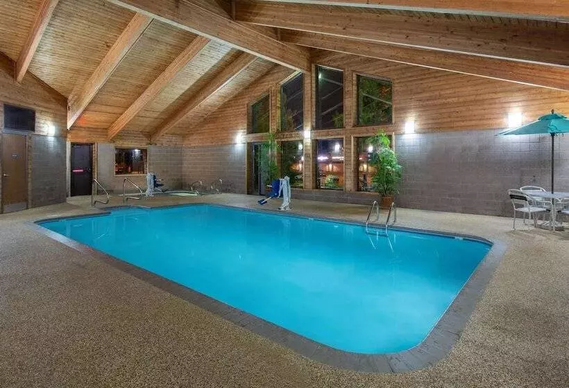 Отель Americinn By Wyndham Apple Valley