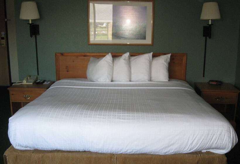 فندق Americinn By Wyndham Oscoda Near Ausable River