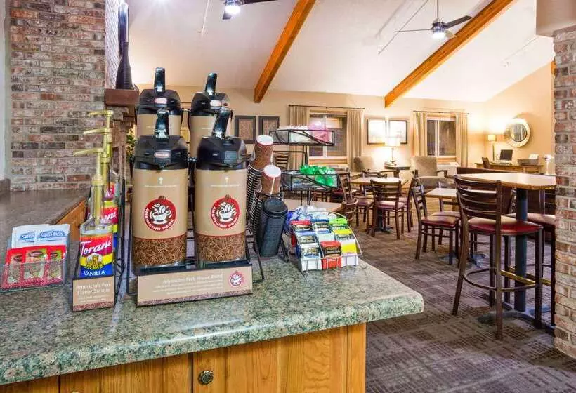 Отель Americinn By Wyndham Red Wing