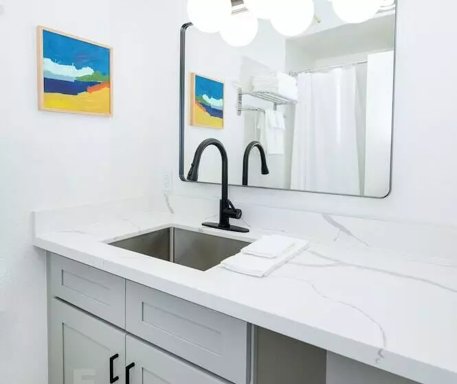 酒店 Anacortes Inn