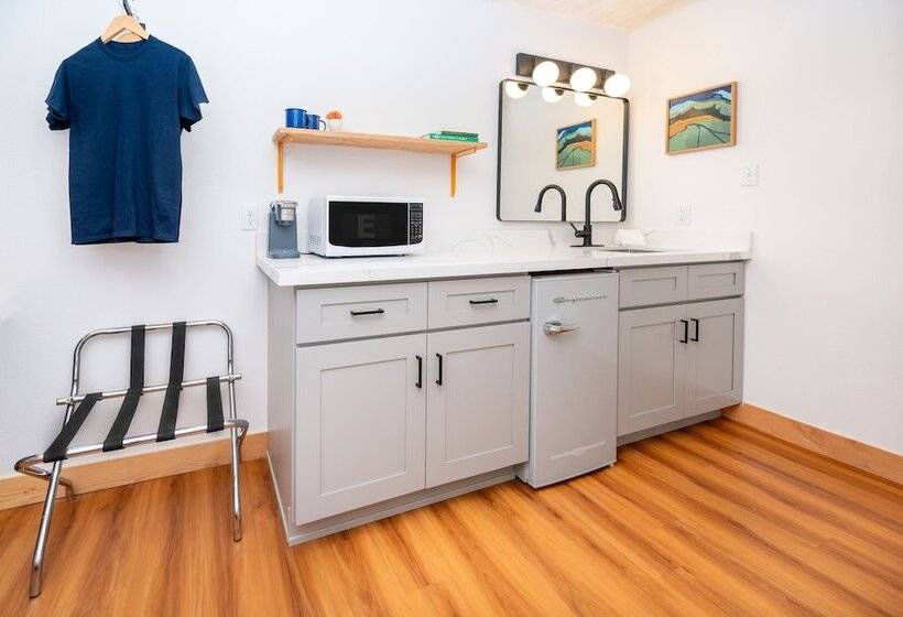 هتل Anacortes Inn