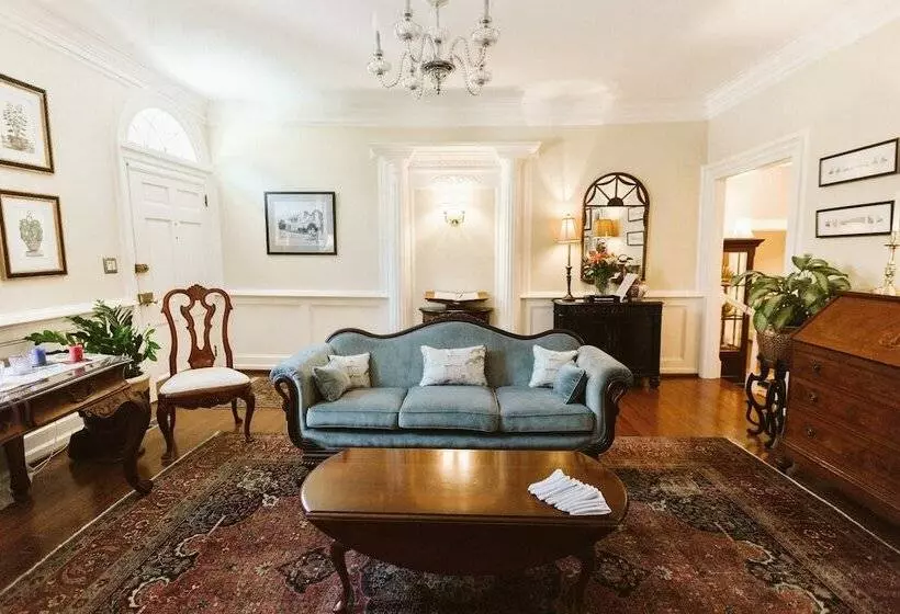 酒店 Arrowhead Inn