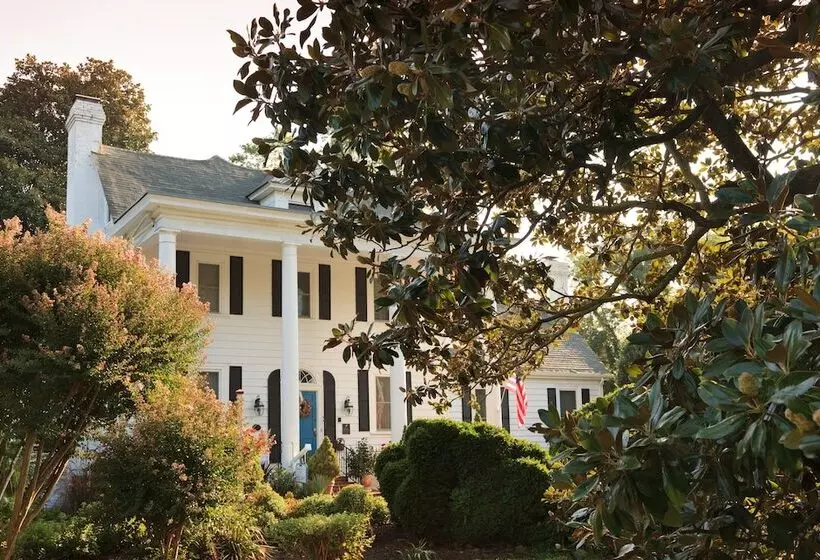 酒店 Arrowhead Inn