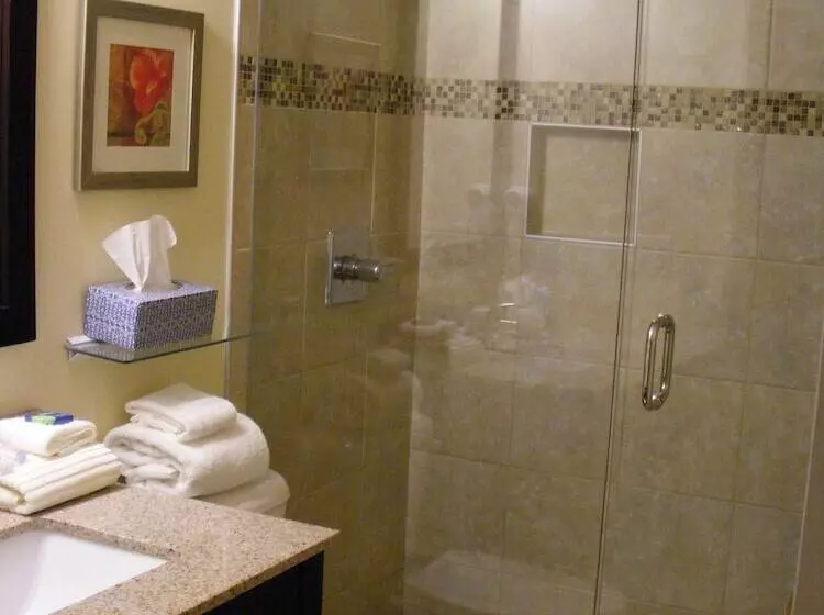 בית מלון כפרי Ashley Quarters