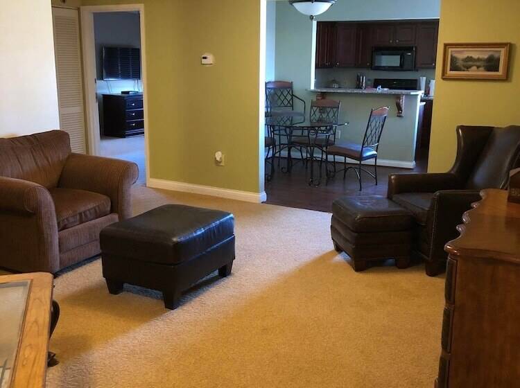 בית מלון כפרי Ashley Quarters